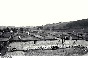 Inmates pave the roll call square of KZ Gusen I (1940)